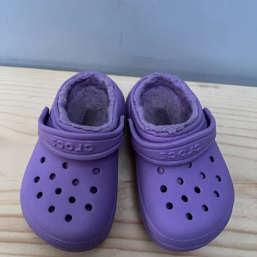 Crocs KIDS' CLASSIC LINED CLOG size 7 C